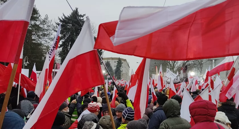 Ogromna manifestacja w Warszawie. Doskonała atmosfera mimo mrozu