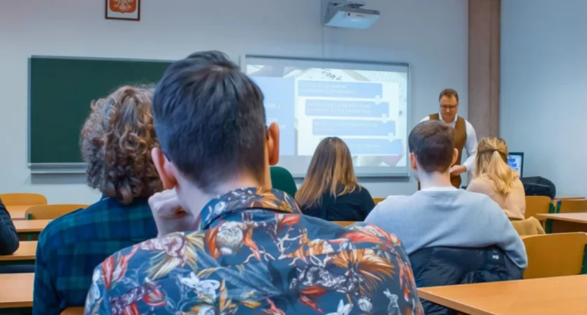 Wojskowi praktycy będą w Białymstoku tłumaczyć rolę sił zbrojnych we współczesnym świecie