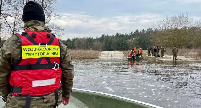 Nad Narwią szkolili się podlascy saperzy z WOT
