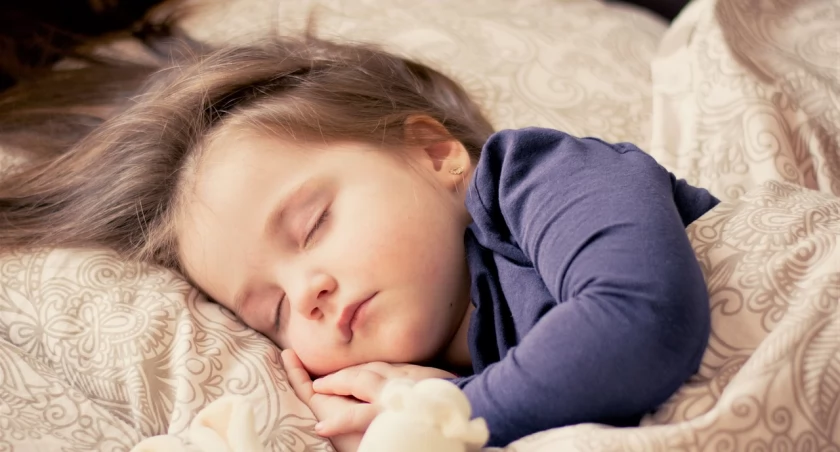 Mama 4+. Ile obecnie wynosi to świadczenie i ile osób je otrzymuje?