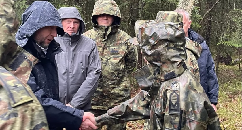 Minister Marcin Kierwiński dopiero teraz dowiedział się, że za przerzucaniem ludzi z Białorusi do Polski stoi reżim Łukaszenki