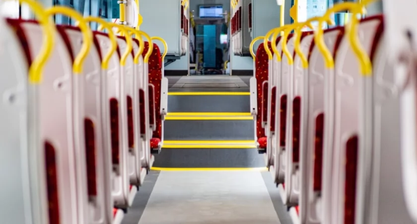 Jak powinien się rozwijać transport publiczny w województwie podlaskim. Weź udział w konsultacjach społecznych