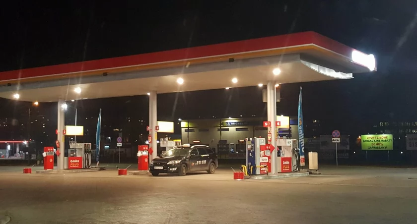Co dalej z cenami paliw? Eksperci wskazują scenariusze