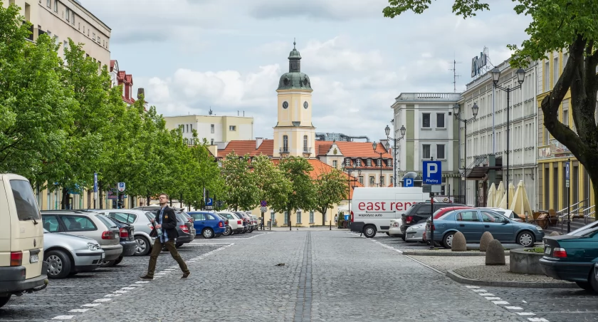 Białystok będzie miał nowy mural. Czy będzie tak znany jak dziewczynka z konewką?  