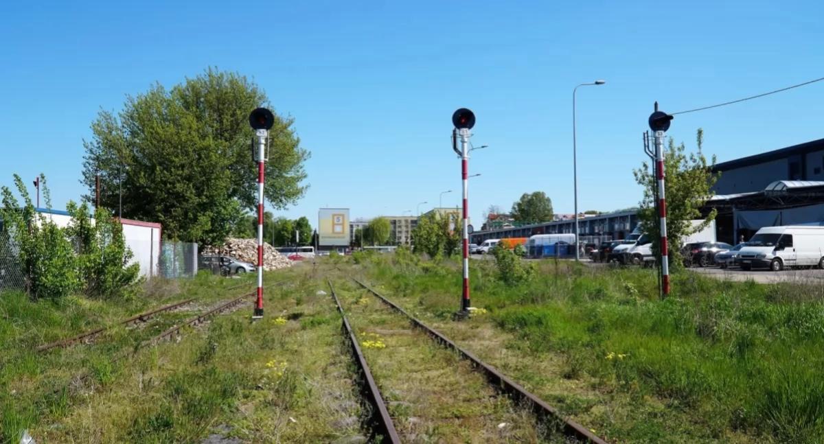 Mieszkańcy Łomży doczekają się połączeń kolejowych: regionalnych i dalekobieżnych