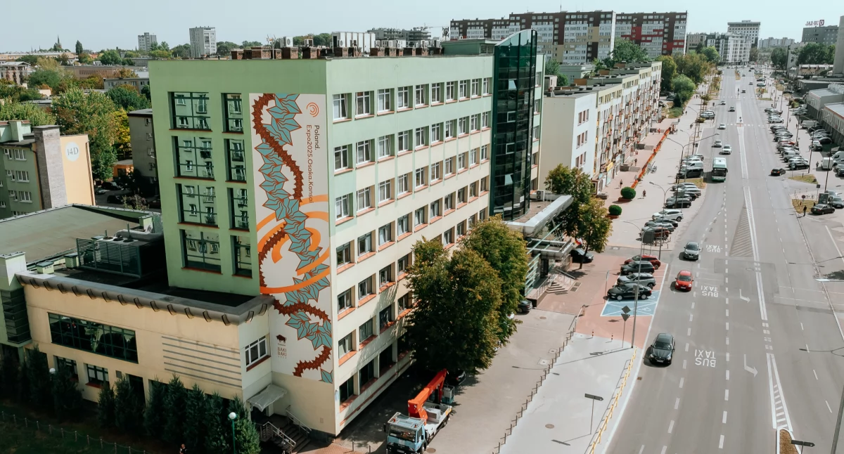 Nowy mural pojawił się w Białymstoku. Promuje Expo 2025 w Osace