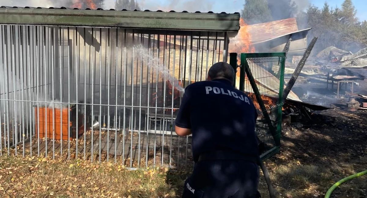 Policjant z Michałowa jeszcze przed przybyciem Straży Pożarnej ewakuował ludzi i wyniósł dwie butle z gazem