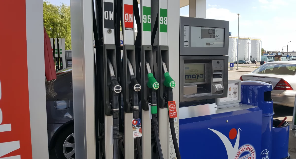Tankowanie diesla w województwie podlaskim wychodzi najdrożej 