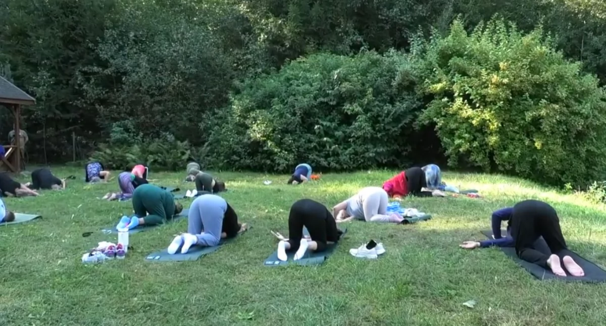 Ćwiczenia w ciszy na łonie przyrody. Nie ma nic lepszego