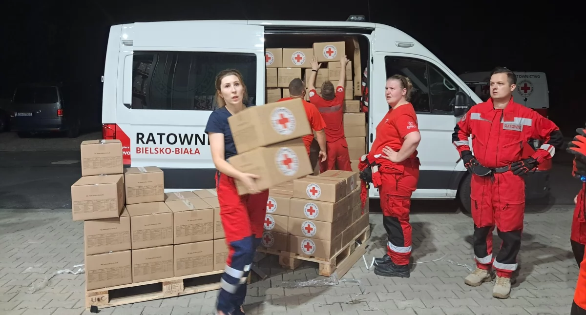 PCK z Białegostoku dostarczył już pierwszą pomoc powodzianom