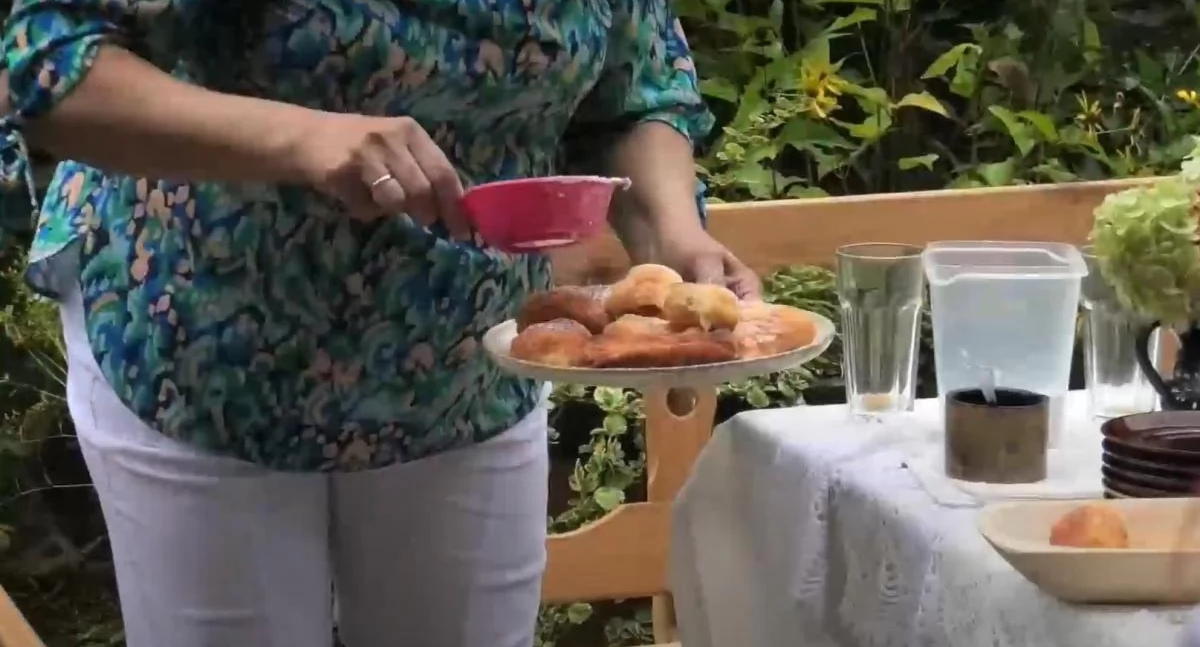 Świeżonka, oładzie i ciastka ze skwarkami - to przysmaki królujące na podlaskich stołach