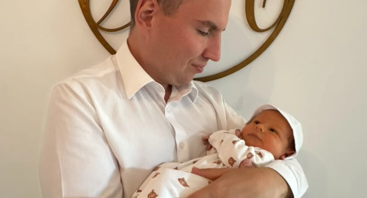 Poseł Adam Andruszkiewicz ponownie został ojcem. Na świat przyszedł Ksawery