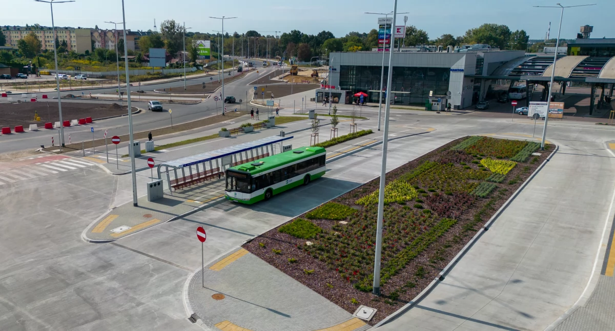 Do końca listopada ma być zagospodarowana przestrzeń przy centrum przesiadkowym