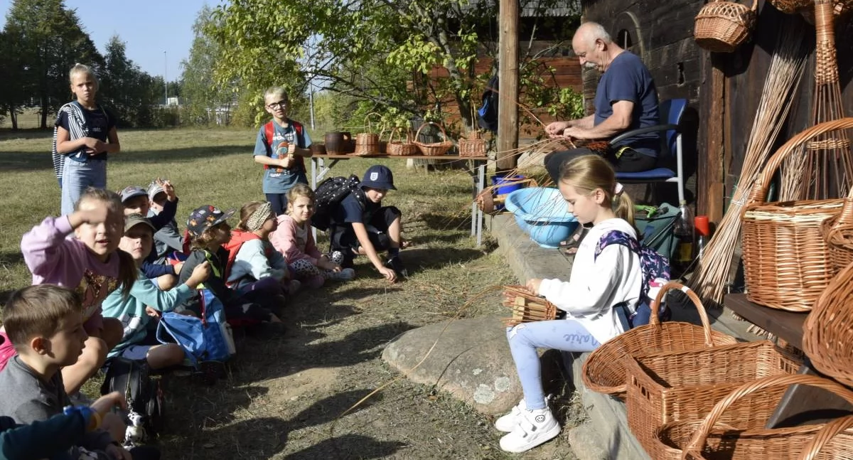 Choć zaczęła się jesień, w skansenie w Jurowcach trwa Babie Lato