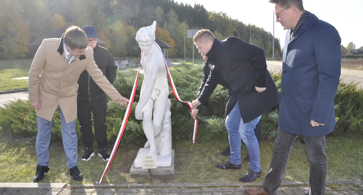 Rzeźba Dyskobola pojawiła się na Alei Olimpijczyków w Szelmencie