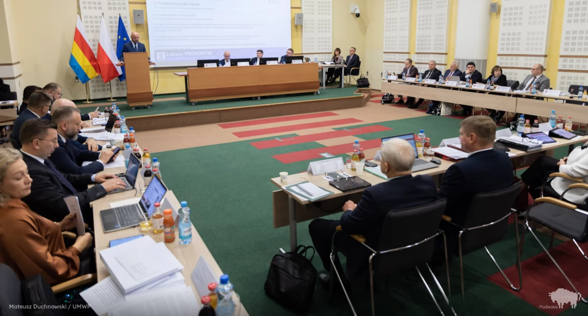 Sesja Sejmiku zerwana. Powody to fałszowanie wyników głosowania, niedopuszczanie do dyskusji oraz odbieranie głosu