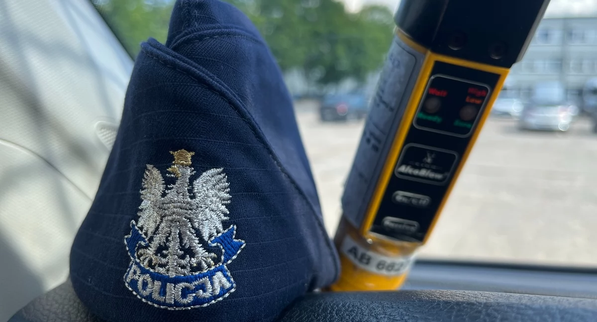 Uciekł zaraz po tym, jak wjechał w bramę. Miał ku temu powód