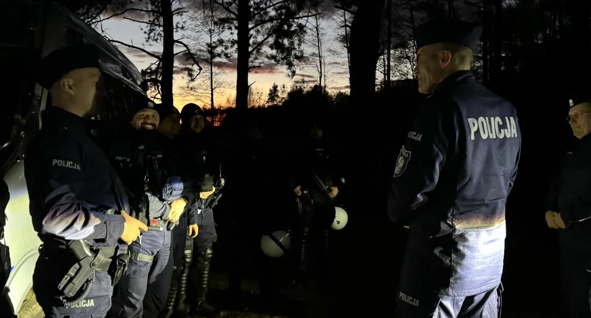 Policjantów pilnujących bezpieczeństwa na granicy polsko – białoruskiej odwiedził zastępca Komendanta Głównego Policji