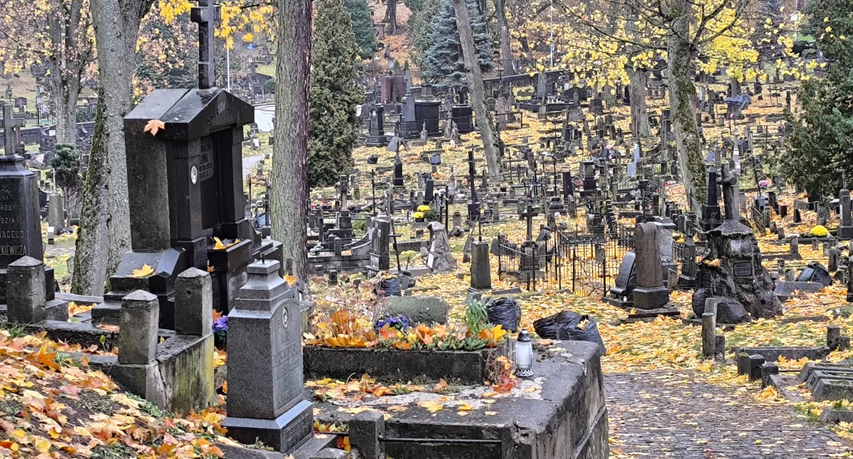 Ludzie nie chcą oswajać się ze śmiercią