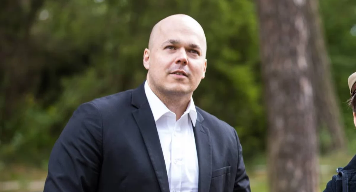 Tylu prawników jest w zarządzie województwa, a podjęli decyzję z rażącym naruszeniem prawa wobec dyrektora Krzysztofa Szeweluka
