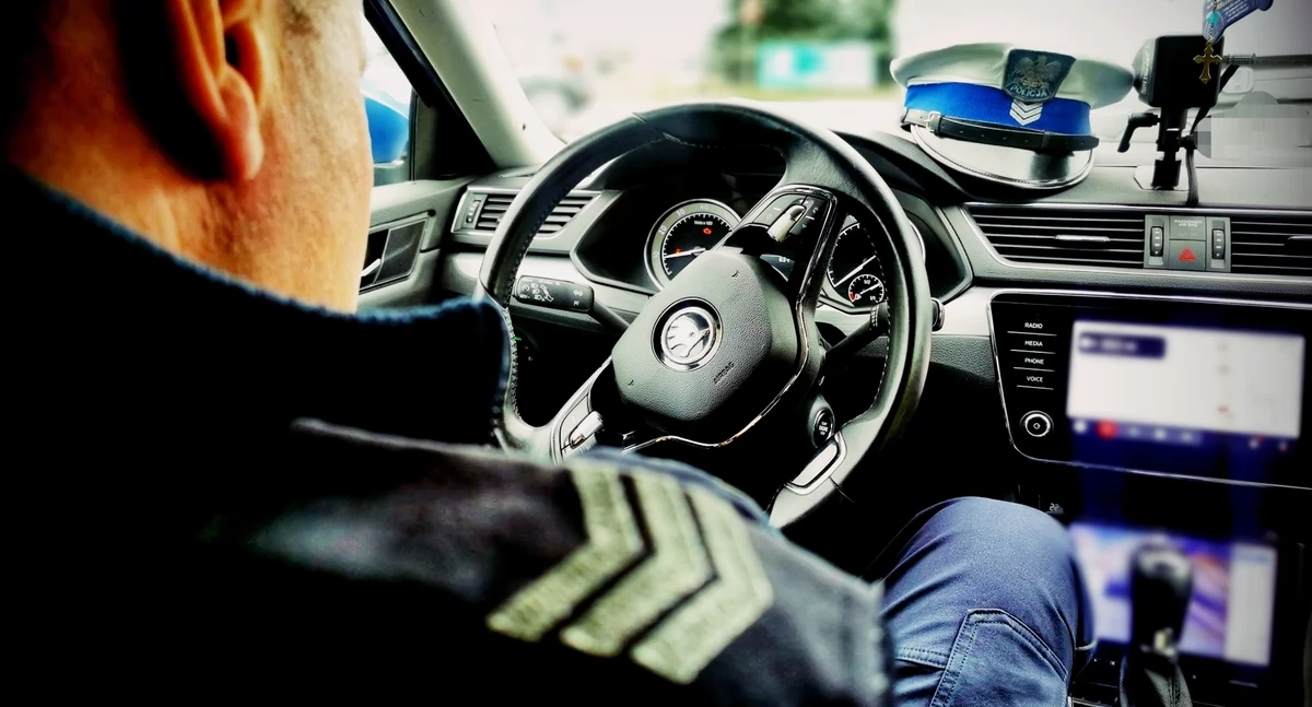 Białostoczanin stracił prawo jazdy w Nowogrodzie. Jechał o 68 km/h za szybko