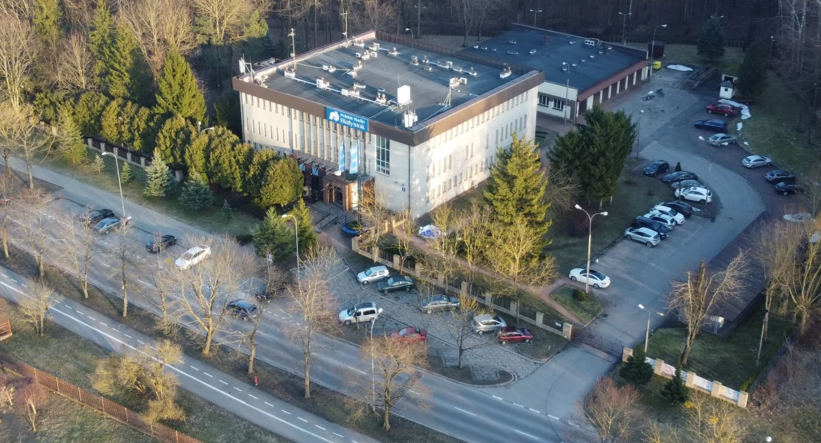 Od nowego roku ma z Polskiego Radia Białystok zniknąć rozszczepiony sygnał dla programu „Prosto z Suwałk”. Interweniuje poseł Zieliński