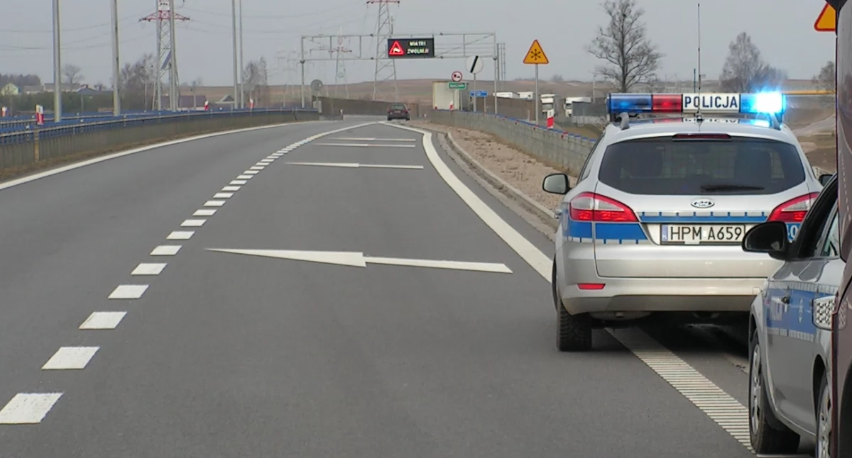Dwóch nieodpowiedzialnych kierowców jednego dnia zarobiło 30 punktów karnych