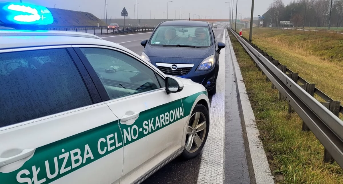 Jechał ekspresówką pod prąd. Kierowcę zatrzymali celnicy