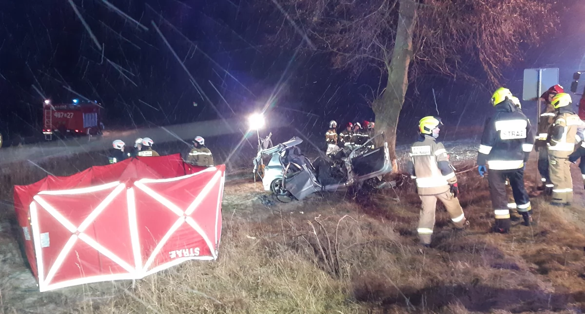 W Nowowoli zginęło trzech nastolatków. Czwarty jest w szpitalu w stanie ciężkim