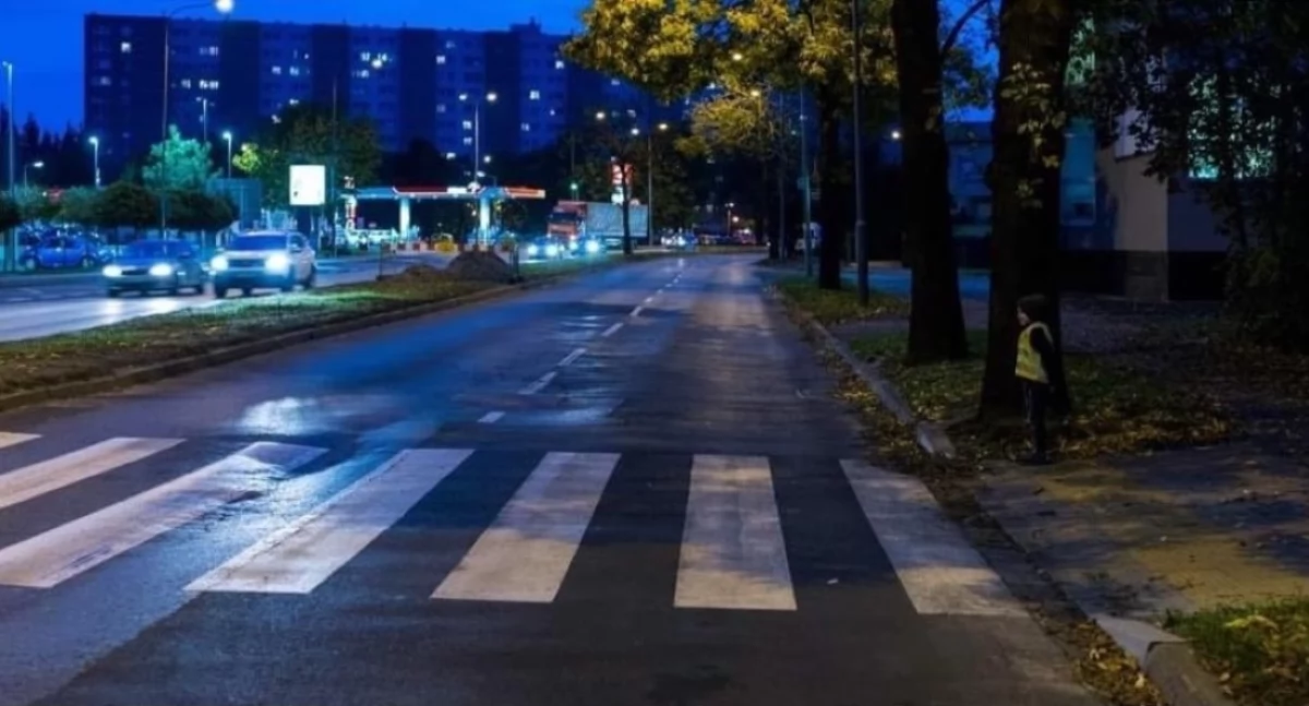 Odblaski są konieczne o tej porze roku. I naprawdę ratują życie