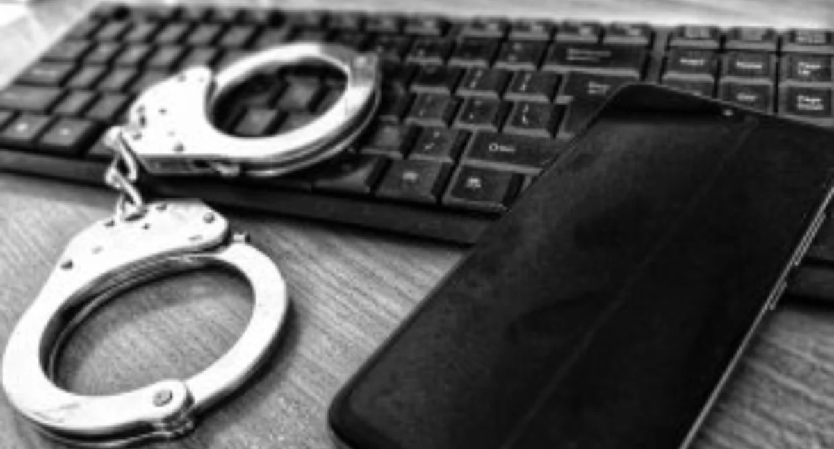 Młoda kobieta straciła w Święta Bożego Narodzenia blisko 90 tys. złotych w wyniku działania oszustów