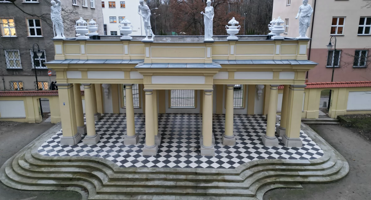Salon Włoski w Ogrodach Branickich pięknie wygląda po remoncie