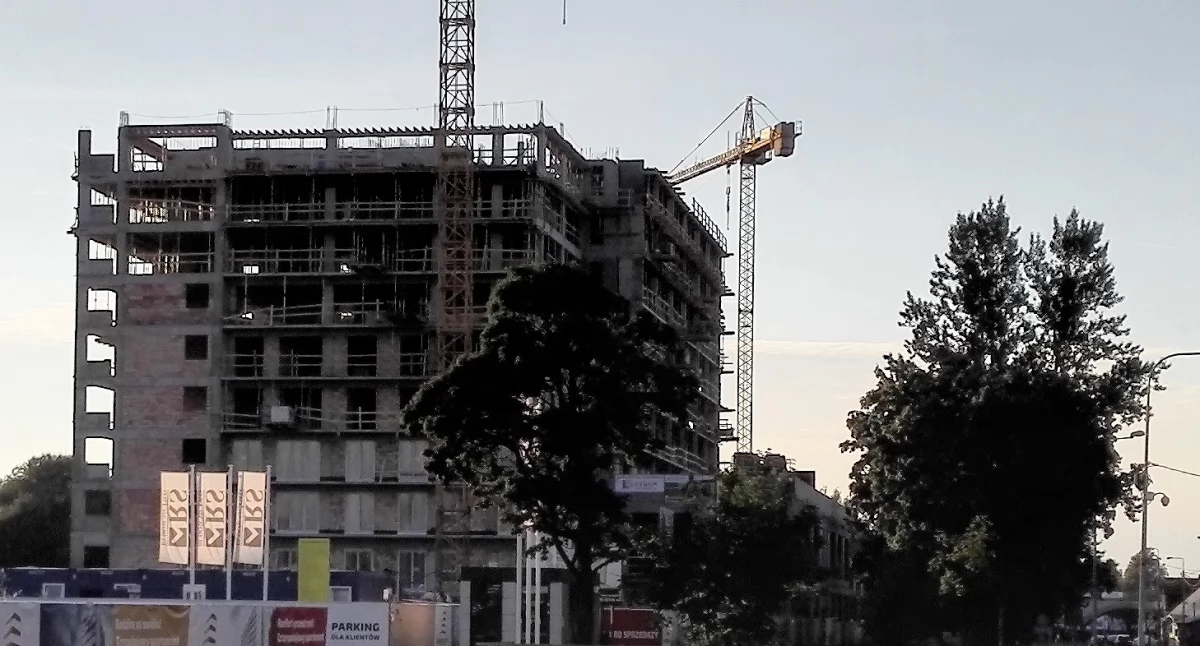 Singiel w Białymstoku dużego mieszkania nie kupi. Za metr trzeba zapłacić blisko 11 tys. zł
