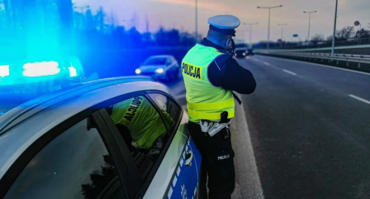 Dwóch kierowców straciło prawa jazdy. Mieli zbyt ciężką nogę