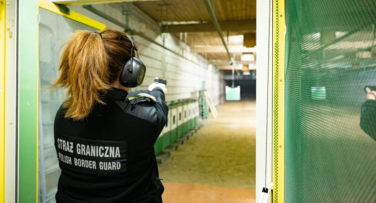 O puchar Komendanta Podlaskiego Oddziału Straży Granicznej walczyły kobiety na strzelnicy
