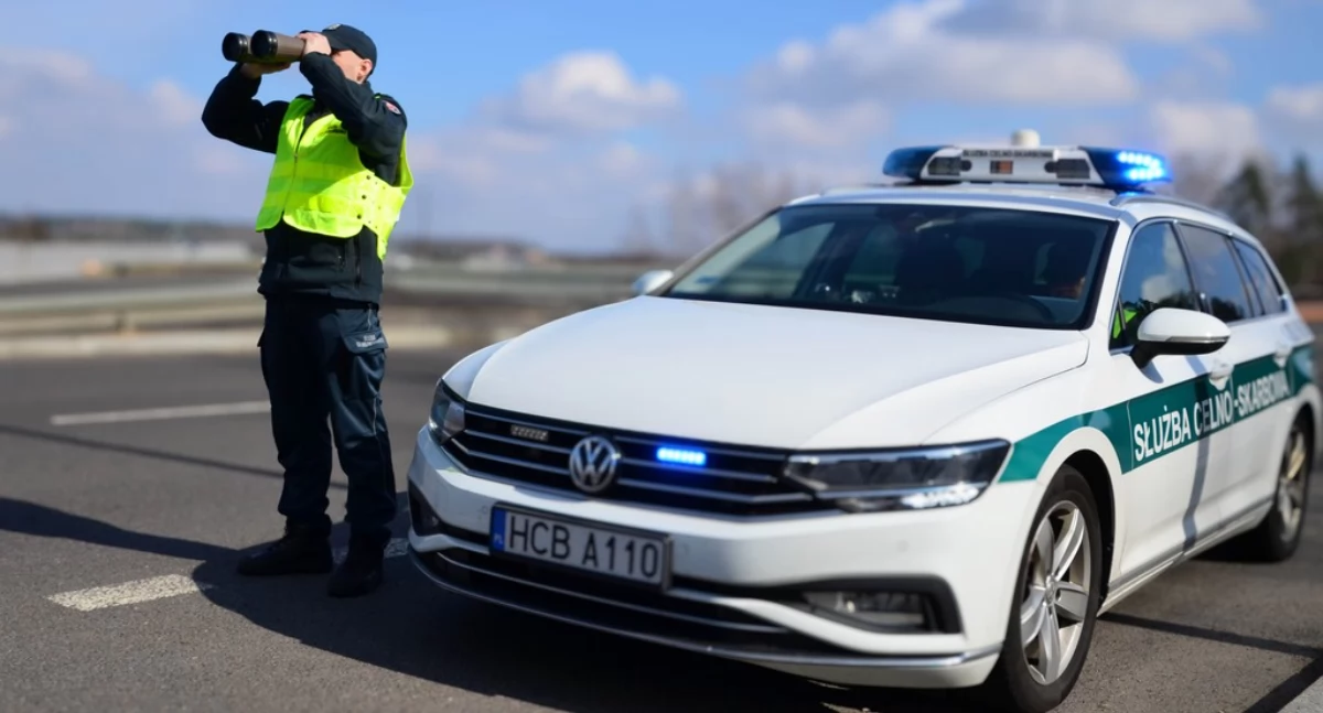 Celnicy zatrzymali w Grabówce nielegalnych migrantów z Afganistanu 
