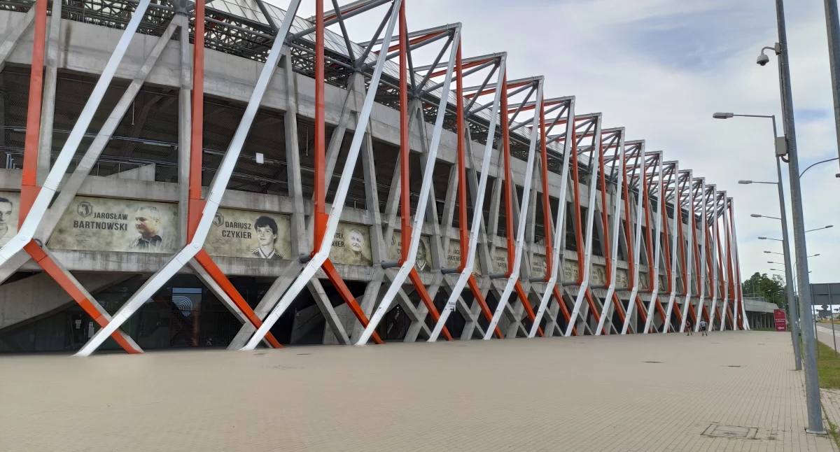 Uczniowie szkół średnich i studenci mogą wziąć udział w konkursie na maskotkę stadionu