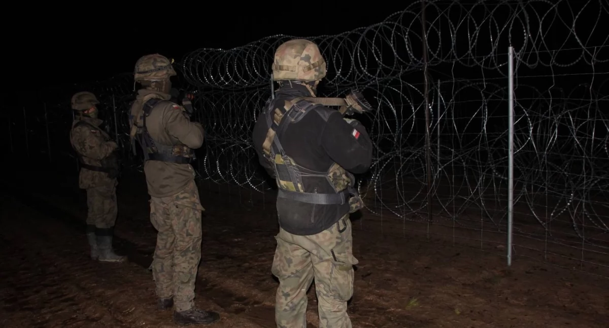 Cudzoziemcy z terytorium Białorusi znów zaatakowali polskie służby 