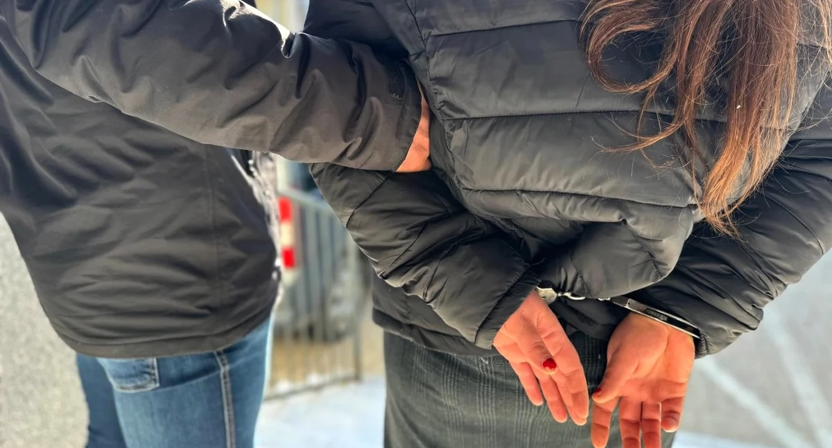 Ukrainka ukradła biżuterię starszej kobiecie. Odpowie za to przed sądem