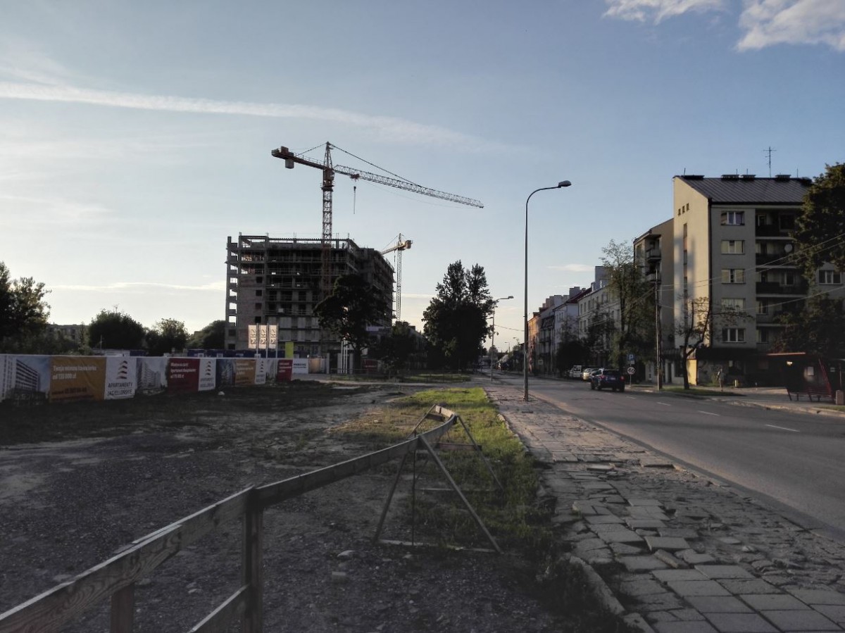 Kolejne mury będą pięły się do góry