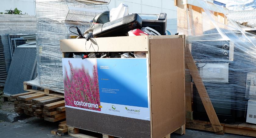 600 ton elektrośmieci zebranych w ramach akcji „Kwiaty za elektrograty”, organizowanej w całej Polsce przez Castoramę