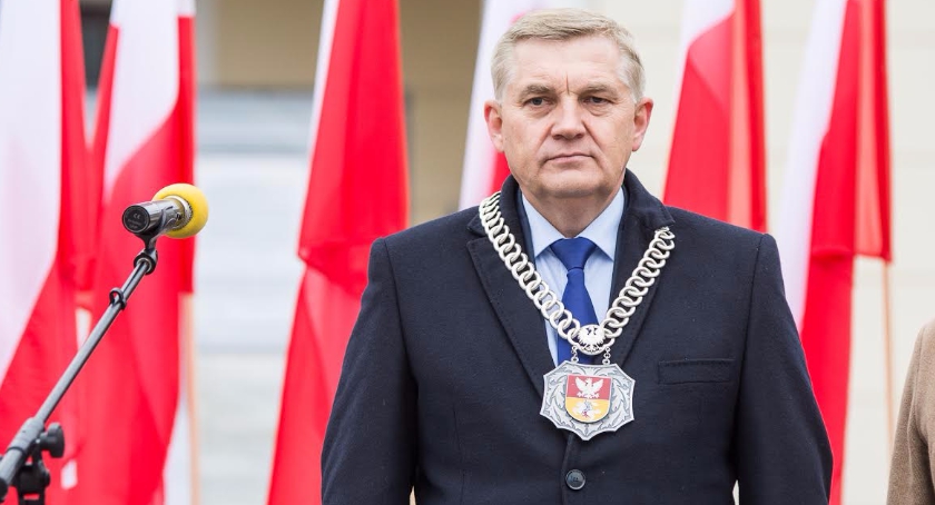 Kontrola RIO w magistracie: ponad pół miliona złotych na dodatki specjalne i grubo więcej błędów 