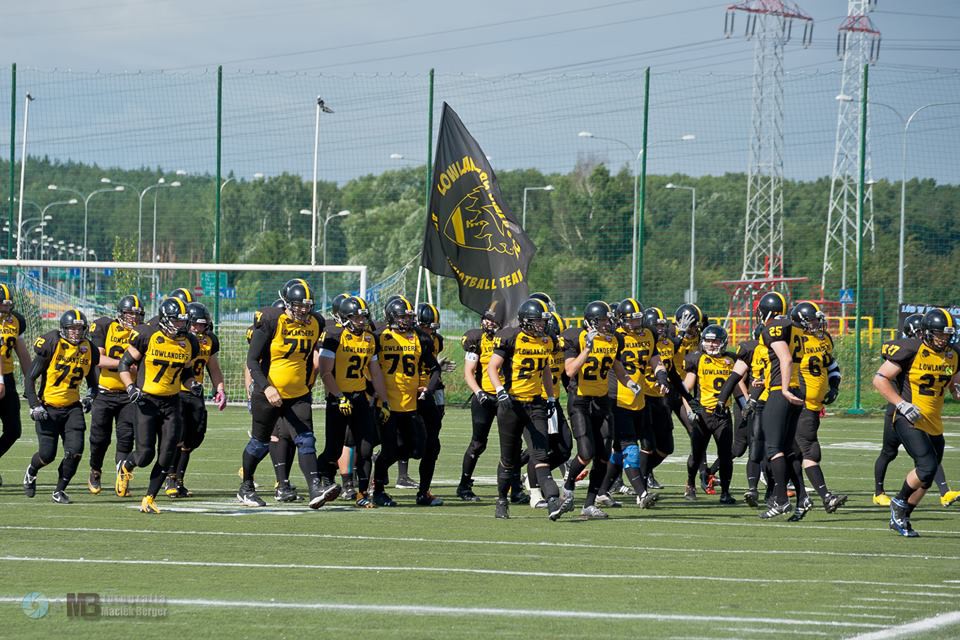 Potrenuj z drużyną Lowlanders