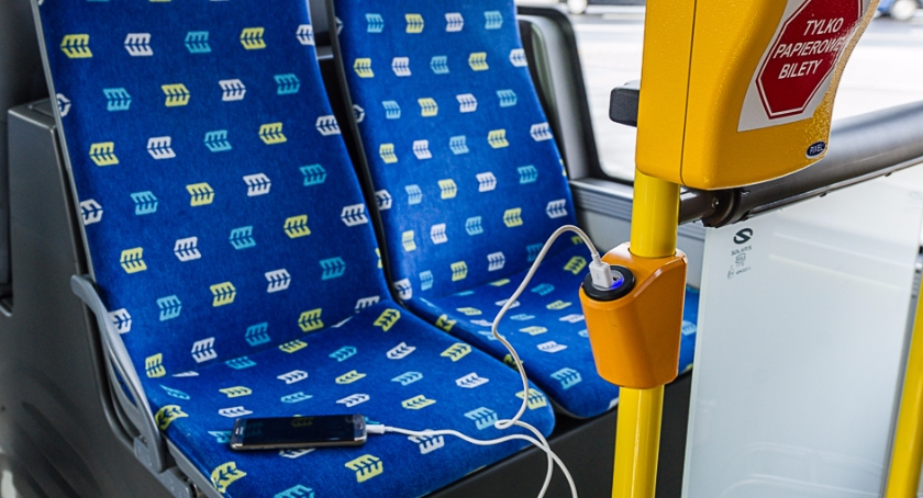 Wkrótce naładujesz telefon w miejskim autobusie