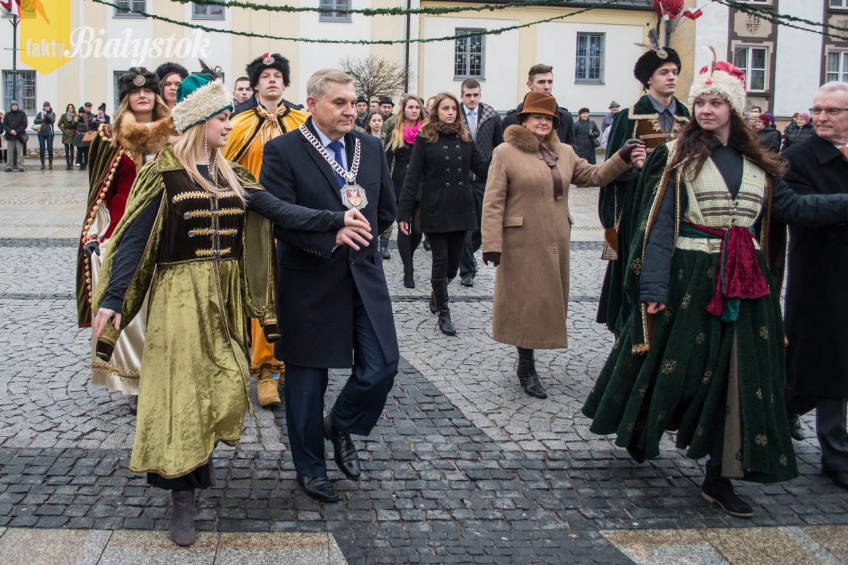 Odtańczyli poloneza