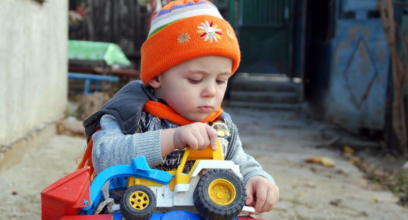 Dzięki 500 plus zmniejszyło się ubóstwo wśród dzieci