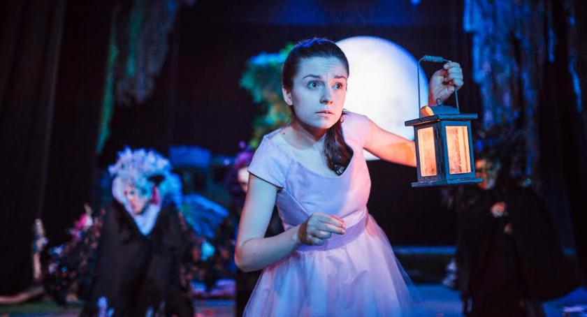 Na Dzień Dziecka weź pociechę do teatru