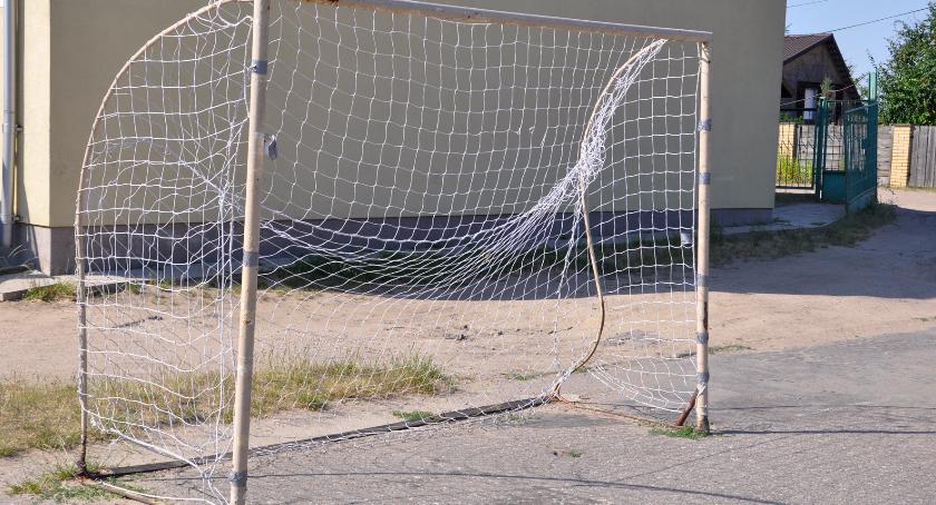 Wkrótce mają się pojawić dwa nowe boiska szkolne