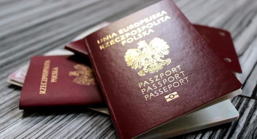 Paszport wyrabia się szybciej i łatwiej 