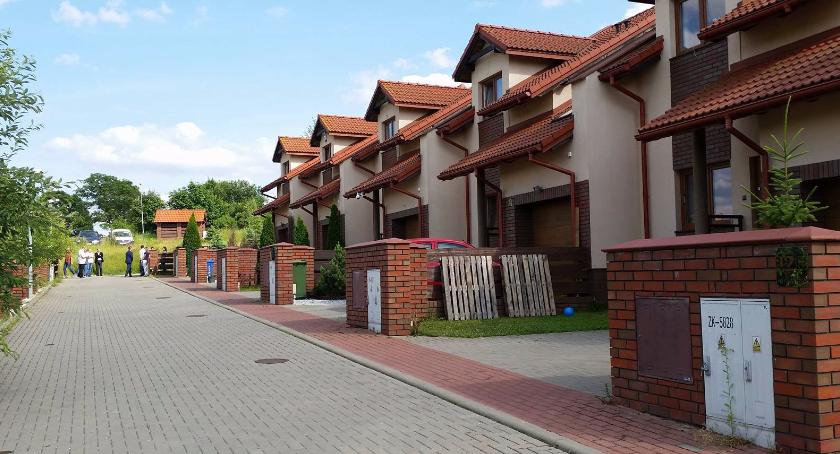 Przez rury kanalizacyjne pokłócili się wszyscy ze wszystkimi – cz. II